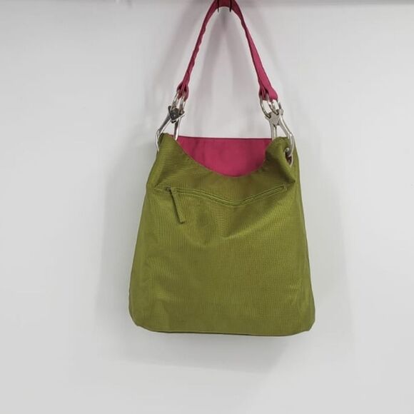 SR SQUARED by Sondra Roberts green & pink canvas hobo shoulder bag - Picture 2 of 6